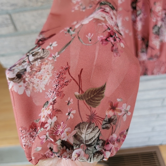 Pink Floral Chiffon Blouse - Picture 10 of 10